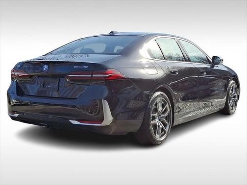 2024 BMW i5 eDrive40