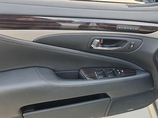 2015 Lexus LS 460 Base