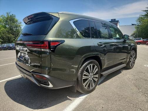 2025 Lexus LX 600 Luxury