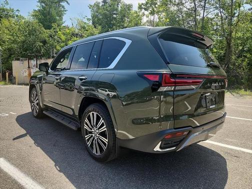 2025 Lexus LX 600 Luxury