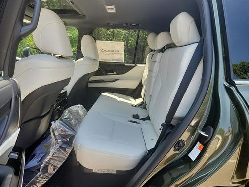 2025 Lexus LX 600 Luxury