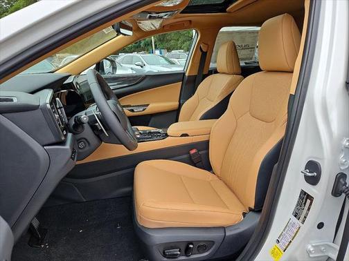 2025 Lexus NX 350h Premium