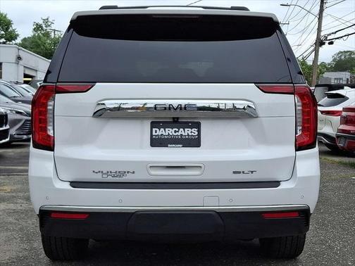 2022 GMC Yukon SLT