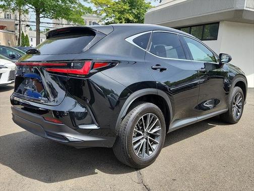2024 Lexus NX 350h Premium