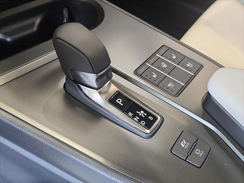 2025 Lexus UX 300h Premium