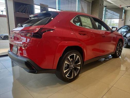 2025 Lexus UX 300h Premium