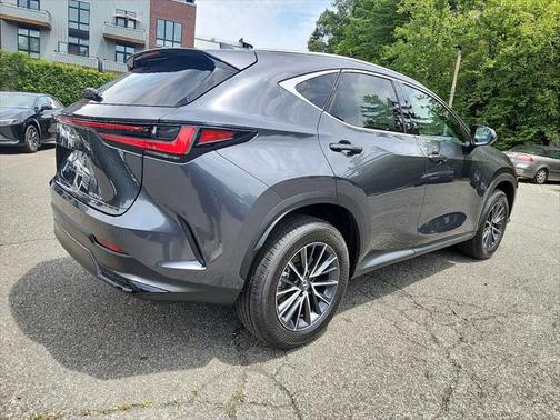 2025 Lexus NX 350h Premium
