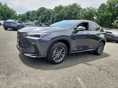 2025 Lexus NX 350h Premium