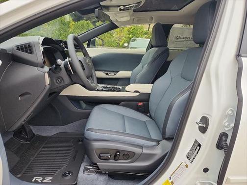 2025 Lexus RZ 450e Premium