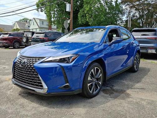 2025 Lexus UX 300h Premium