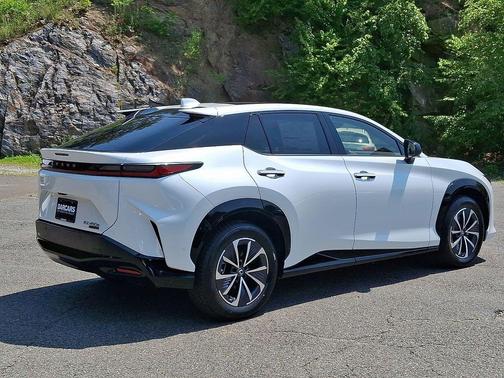 2025 Lexus RZ 450e Premium