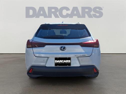 Eminent White Pearl 2024 Lexus UX 250h Base