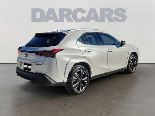 2025 Lexus UX 300h Premium