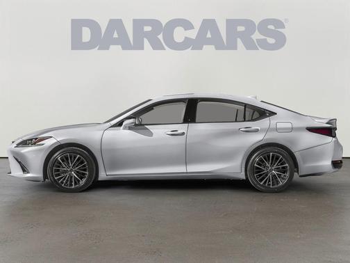 2025 Lexus ES 300h Base