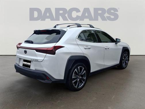 Eminent White Pearl 2023 Lexus UX 250h Base