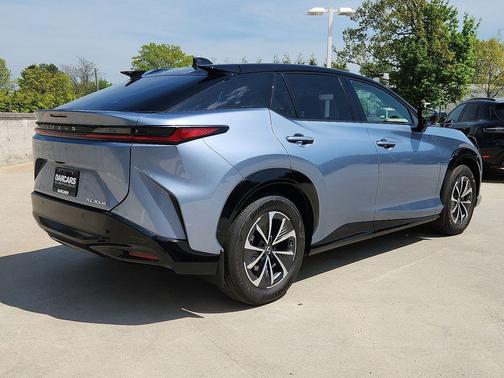 2024 Lexus RZ 300e Premium