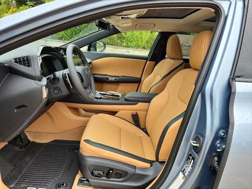 2025 Lexus RZ 450e Premium