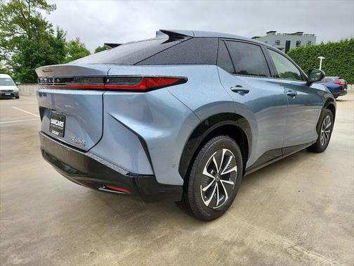 2025 Lexus RZ 450e Premium