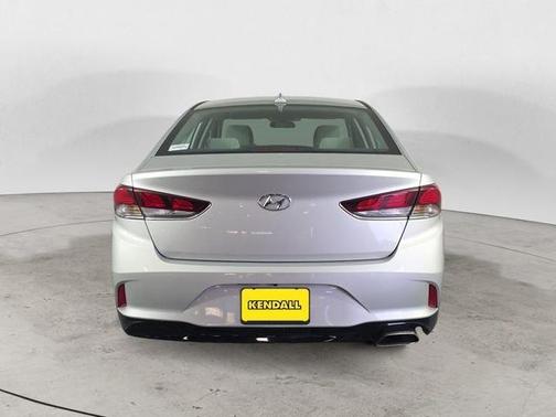 Silver 2019 Hyundai SONATA SE
