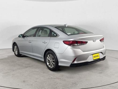 Silver 2019 Hyundai SONATA SE