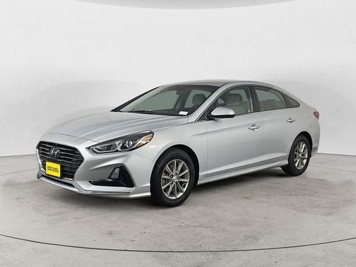 Silver 2019 Hyundai SONATA SE