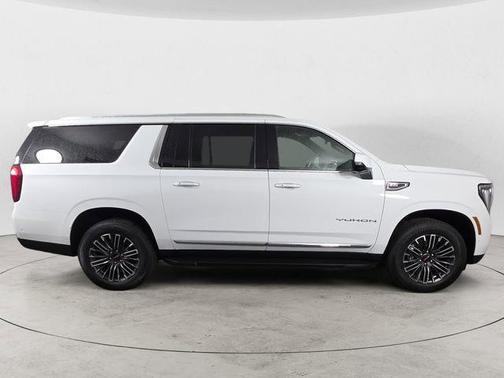 Summit White 2026 GMC Yukon XL Elevation