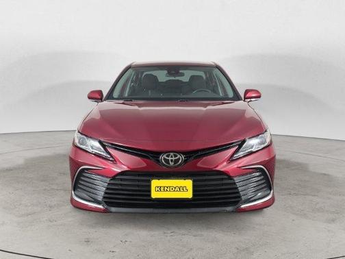 Pearl 2021 Toyota Camry LE