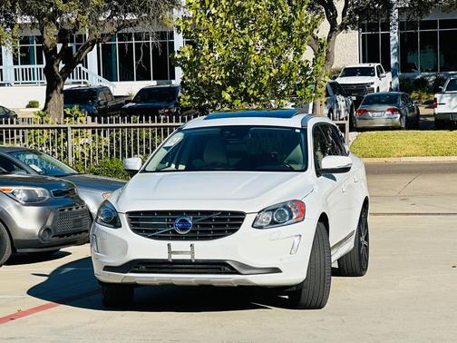 2015 Volvo XC60 T6 Platinum