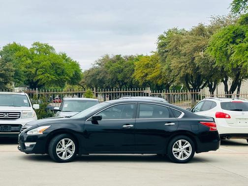 Super Black 2013 Nissan Altima 2.5 SV