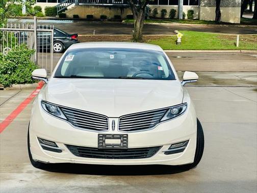 2014 Lincoln MKZ Base