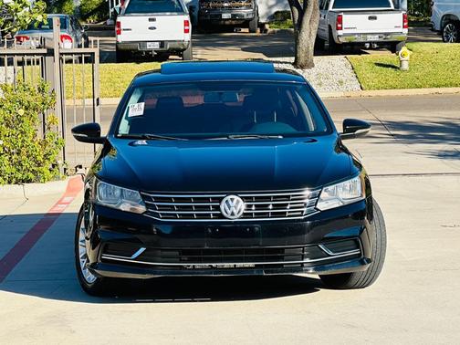 2016 Volkswagen Passat 1.8T SE