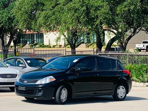 2012 Nissan Versa 1.8 S