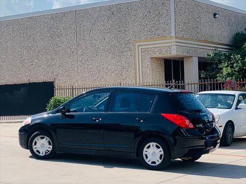 2012 Nissan Versa 1.8 S