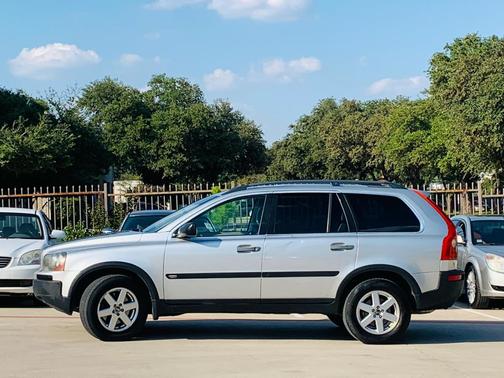 2005 Volvo XC90 2.5T