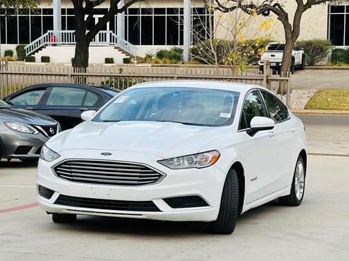 2018 Ford Fusion Hybrid SE