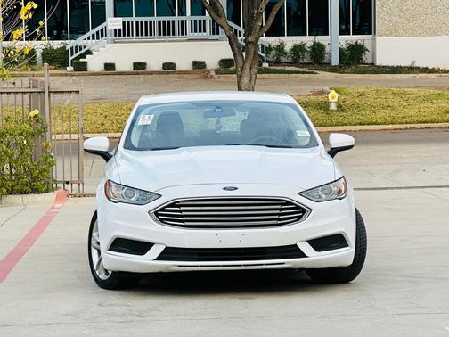 2018 Ford Fusion Hybrid SE