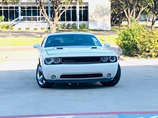 2014 Dodge Challenger SXT