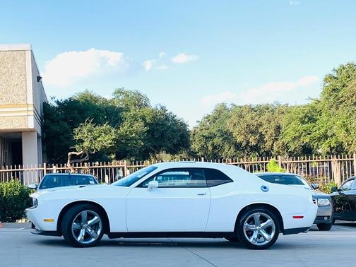 2014 Dodge Challenger SXT