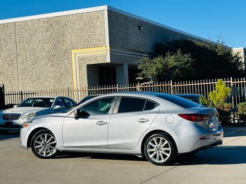 2017 Mazda Mazda3 Touring