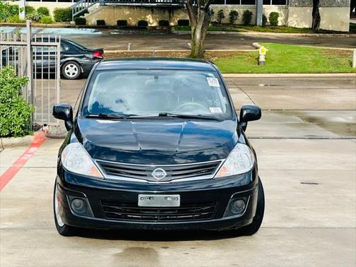 2012 Nissan Versa 1.8 S