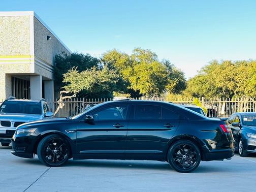 2014 Ford Taurus SHO