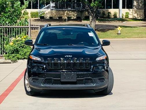 2015 Jeep Cherokee Sport