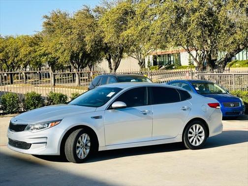 2017 Kia Optima LX