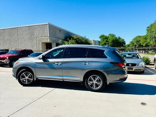 2018 INFINITI QX60 Base