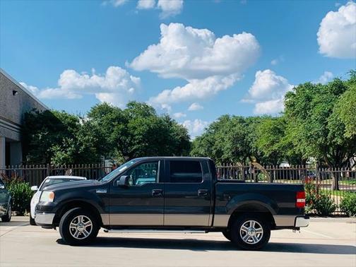 2005 Ford F-150 XLT SuperCrew