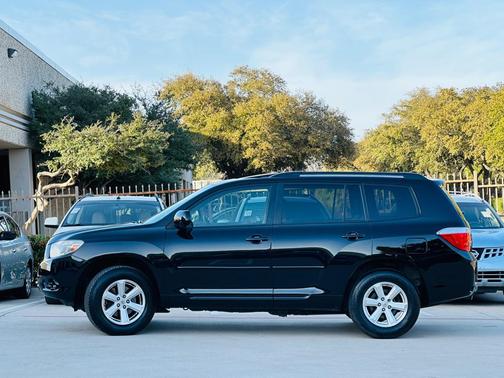 2010 Toyota Highlander SE