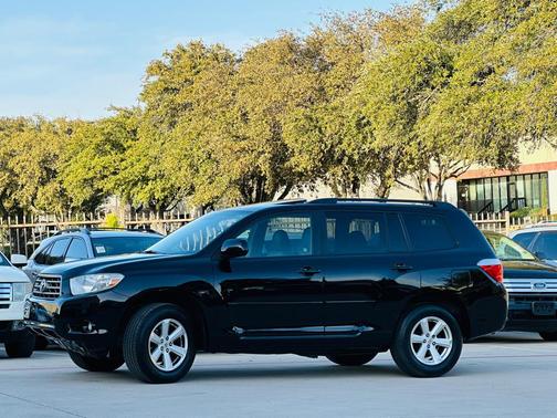 2010 Toyota Highlander SE