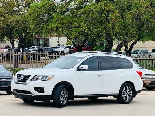 2017 Nissan Pathfinder SL