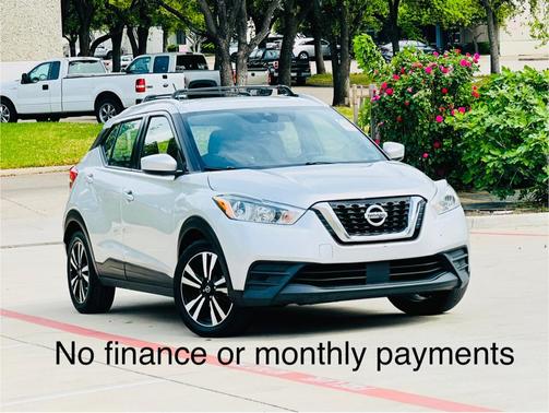 Brilliant Silver Metallic 2020 Nissan Kicks SV