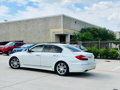 2012 Hyundai Genesis 4.6